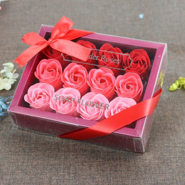 Cutie cadou cu 12 trandafiri din săpun – fundiță satinată – 1 Martie, 8 Martie, Valentines Day - imagine 3