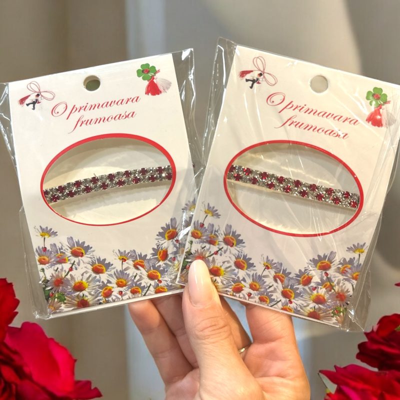 Mărțișor brățară dublă cu pietre strălucitoare – 12/set – ambalaj floral cu mesaj „O primăvară frumoasă”