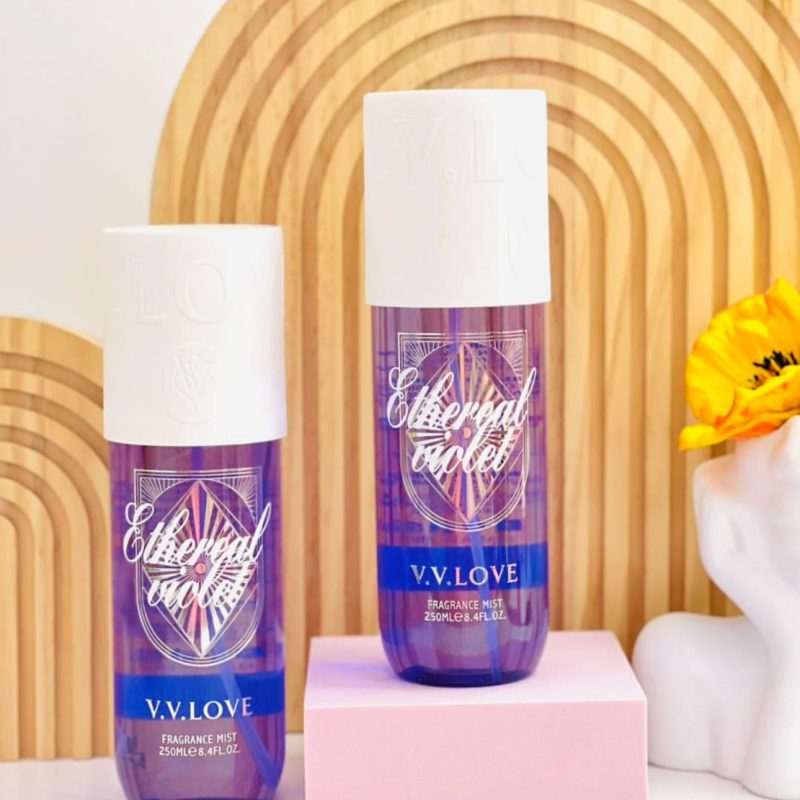 Apă de corp parfumată V.V. LOVE – Ethereal Violet – 250 ml – body mist cu aromă florală și fresh