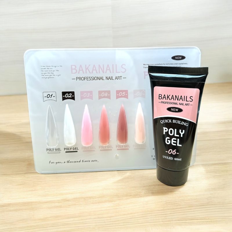 Polygel BAKANAILS  – Profesionist în construcția unghiilor! Bej deschis 06
