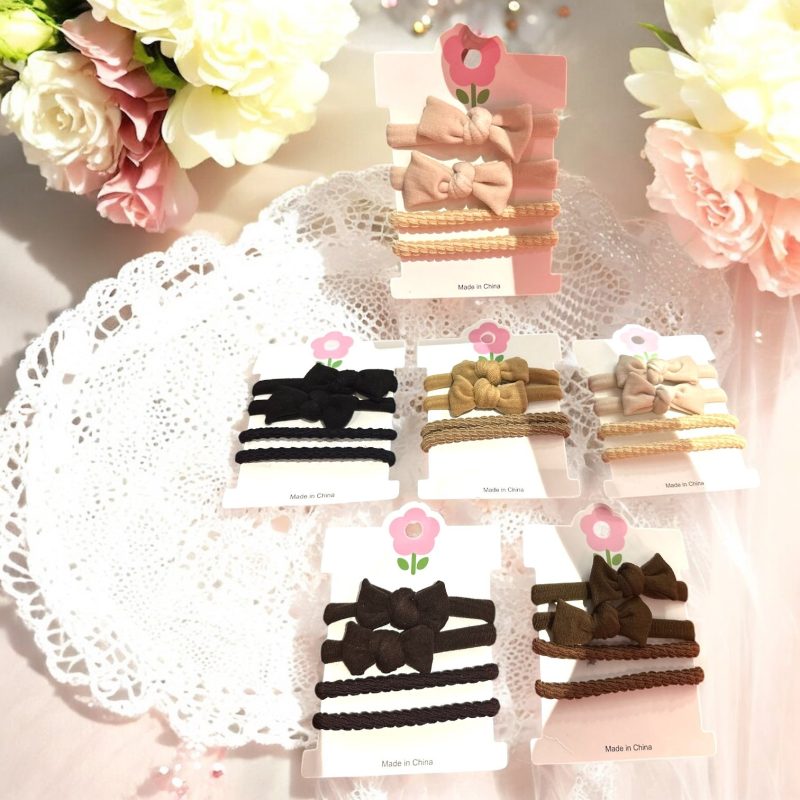 Set 12 Cartonașe cu 4 Elastice de Păr Decorate cu Fundițe