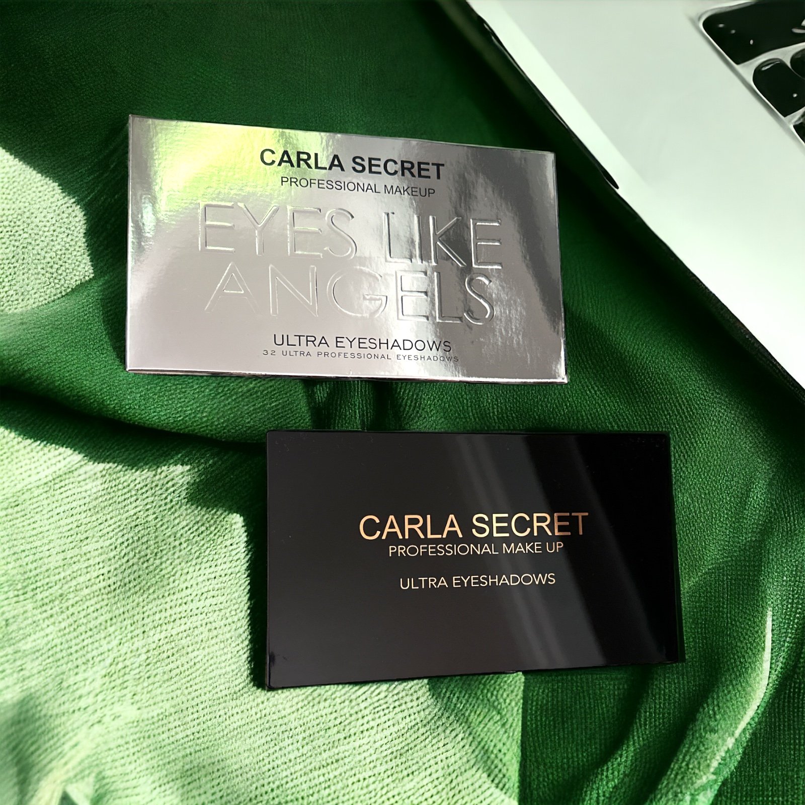 Paletă farduri ochi 32 culori C62 – Carla Secret Professional Make-Up - imagine 3