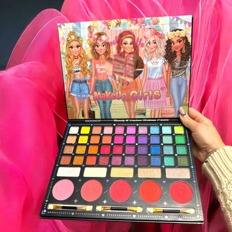 Paletă farduri de ochi + blush IGOODCO cod 3069 – Makeup Girls pentru un look complet și colorat
