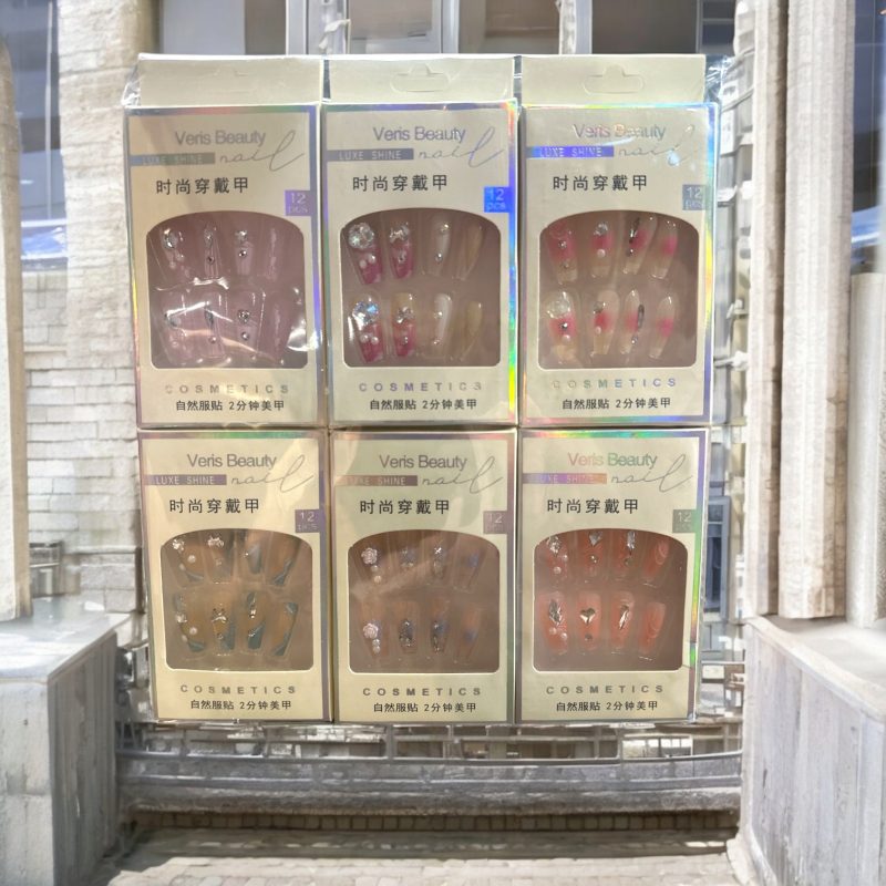 Set unghii false autoadezive Veris Beauty – 12 bucăți/cutie