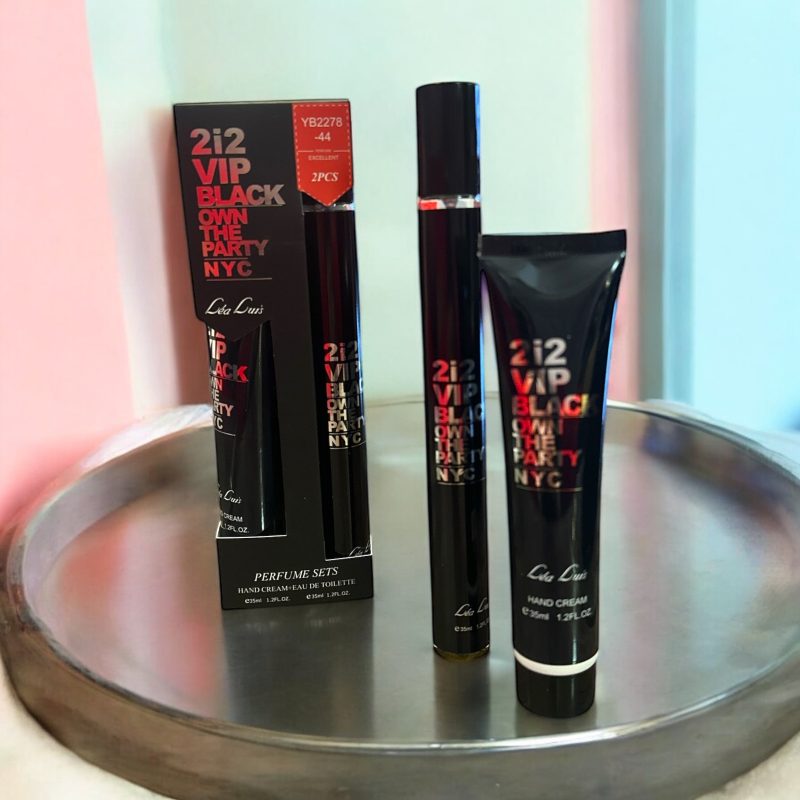 Set Cadou pentru Bărbați: Apă de Toaletă (Parfum Tip Pix) + Cremă de Mâini "2i2 VIP BLACK OWN THE PARTY NYC" – YB2278-44