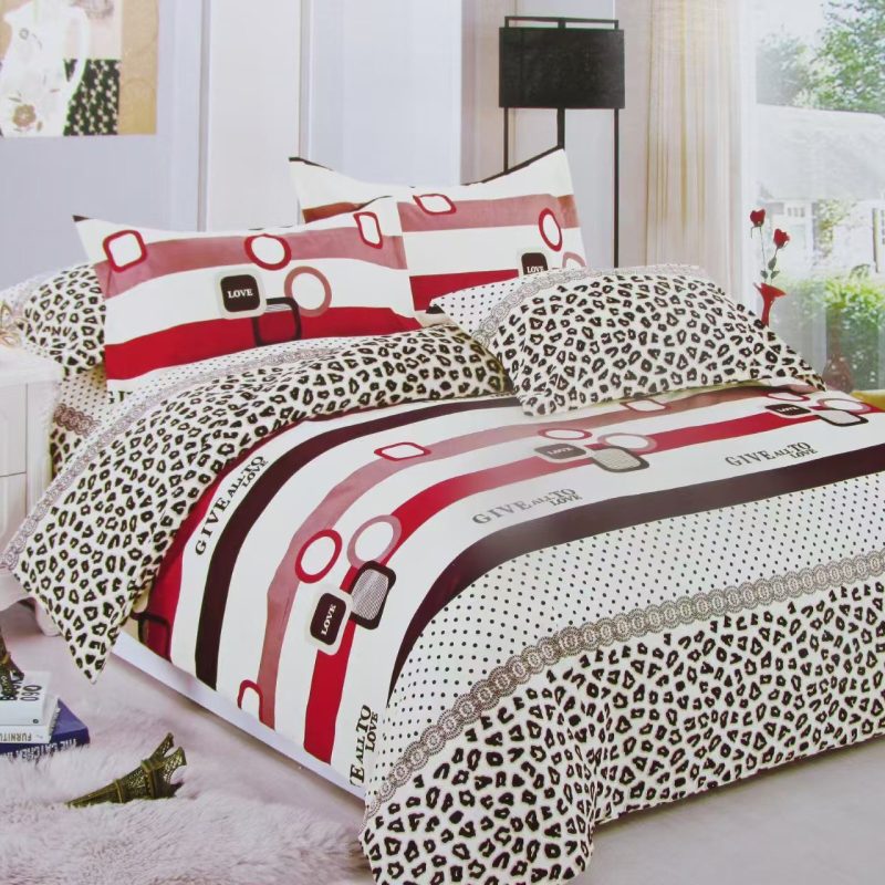 Lenjerie de pat 4 piese din finet – imprimeu animal print și dungi decorative – H798