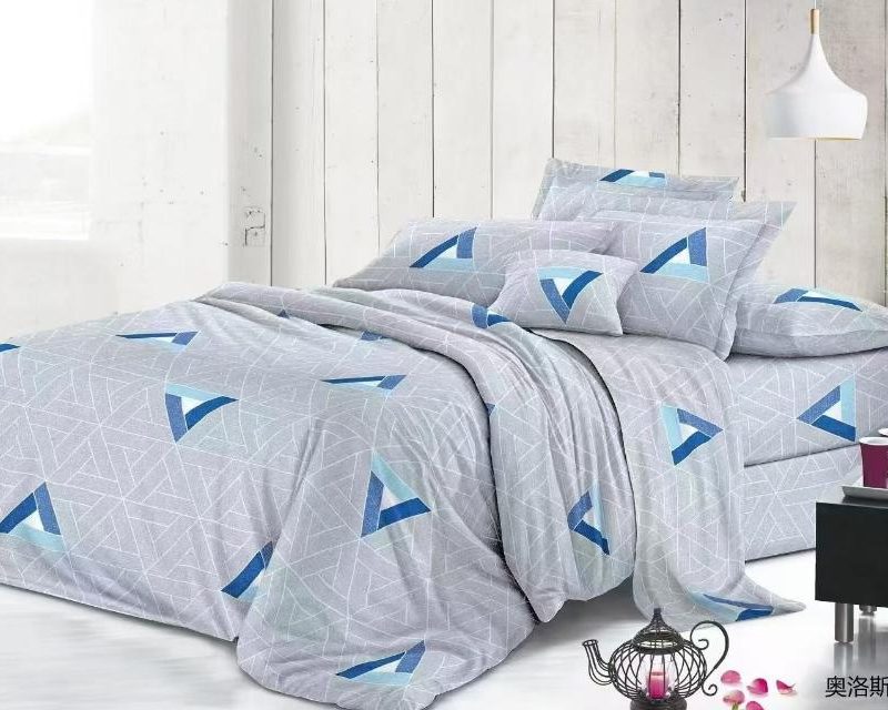 Lenjerie de pat 4 piese din finet – model geometric albastru pe fundal gri – H779