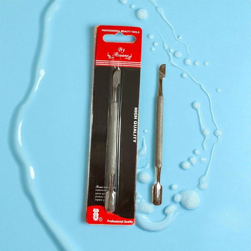Instrument Profesional cu 2 Capete By Roxane Pakistan – Împingere și Curățare Cuticule Manichiură Pedichiură