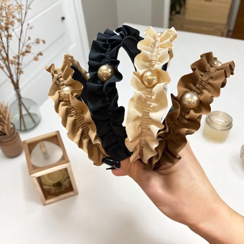 Set 12 bentite satin cu volane și perlă decorativă – model elegant