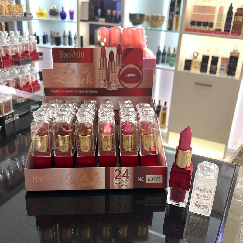 Ruj Baolishi B0775 – rezistent, culori intense, ambalaj elegant