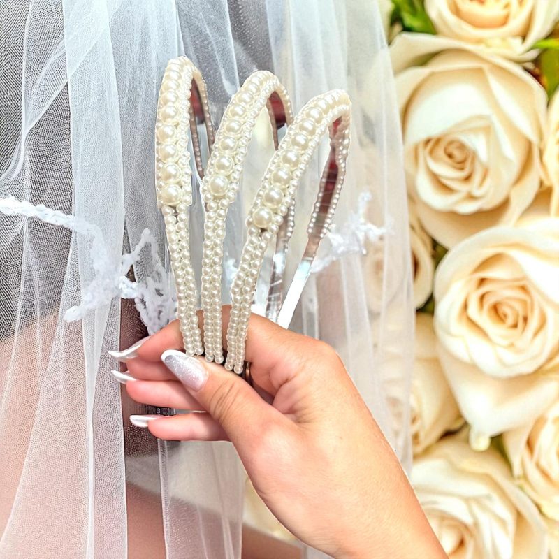 Set 12 Bentițe Elegante cu Perle Crem pentru Mireasă, Evenimente sau Cadouri – Cod G328