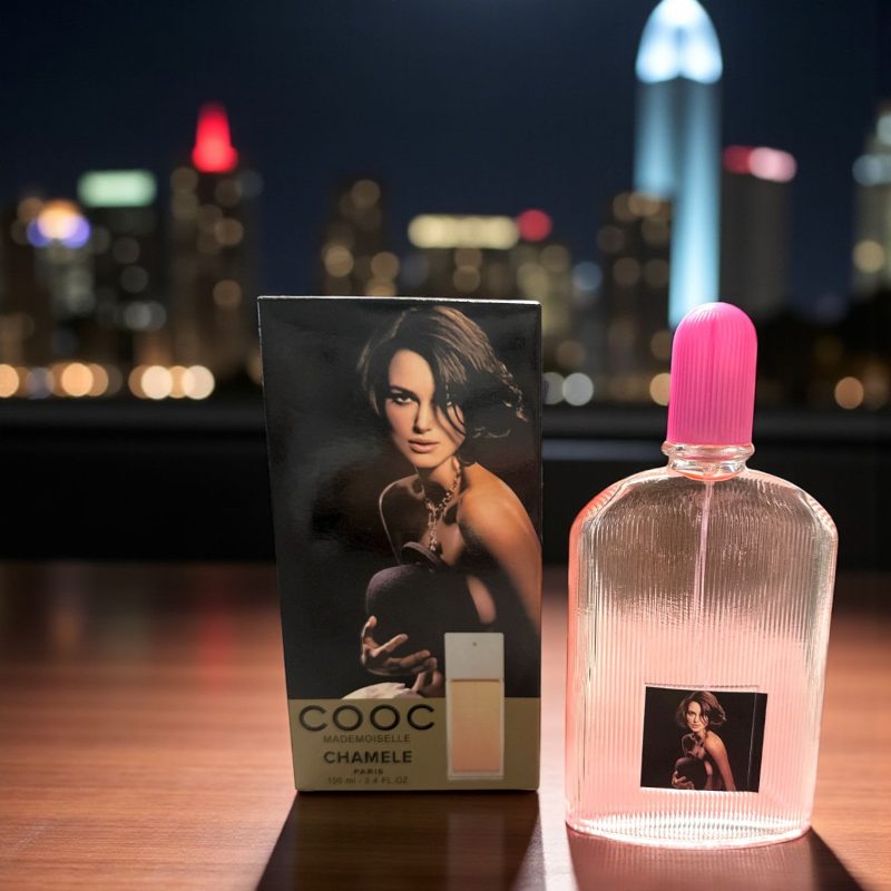 Parfum feminin elegant 100 ml cu aromă rafinată și persistentă