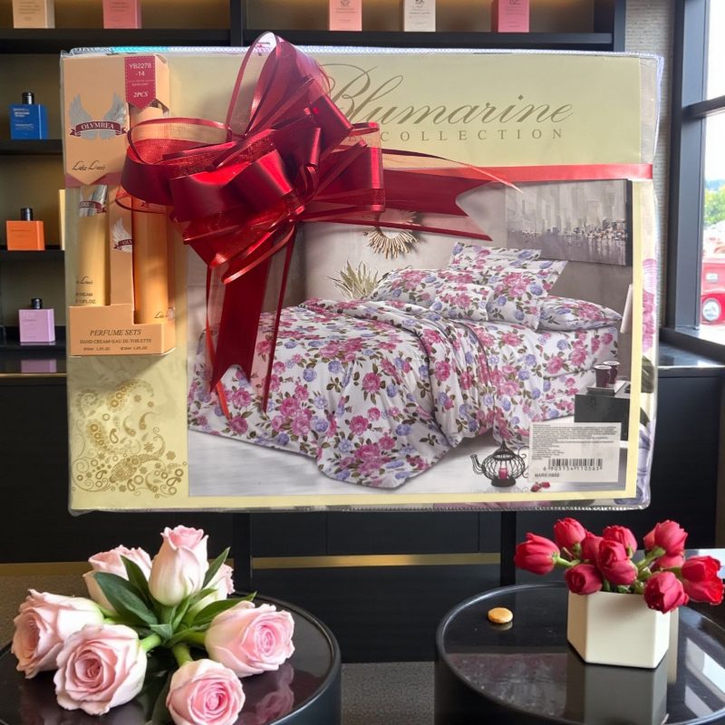 Set cadou H802 femei rafinate cu lenjerie și parfum cu cremă de mâini